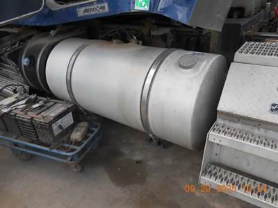 Kenworth T800 Left Fuel Tank