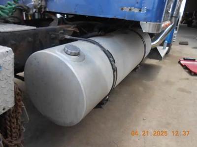 Kenworth W900 Right Fuel Tank