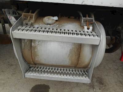 Peterbilt 357 Right Fuel Tank