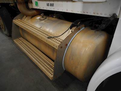 Peterbilt 378 Left Fuel Tank