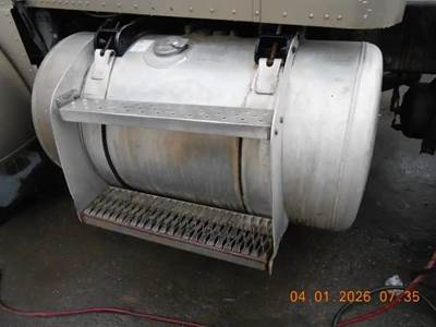 Peterbilt 379 Left Fuel Tank
