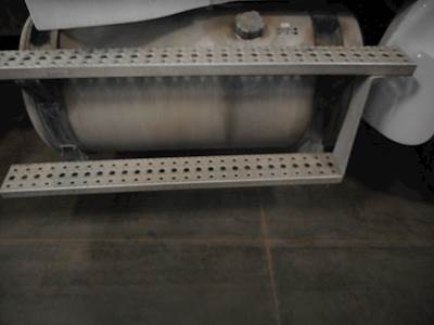 Sterling 9500 Series Right Fuel Tank