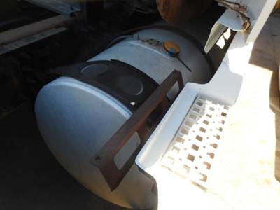 Volvo VNL Right Fuel Tank