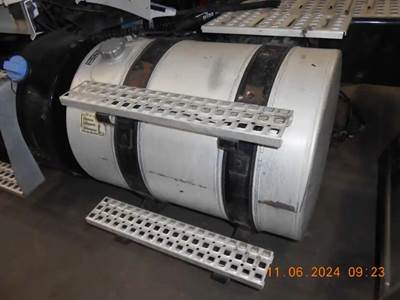 Volvo VNL Left Fuel Tank