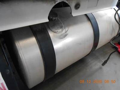 Volvo VNL Left Fuel Tank