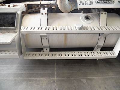 Freightliner FLD Right Fuel Tank