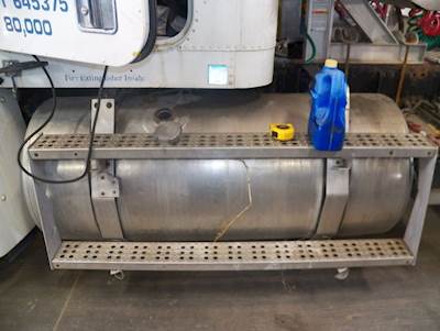 Freightliner FLD120 Left Fuel Tank