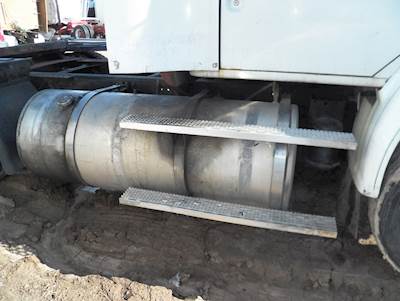 International 8100 Right Fuel Tank