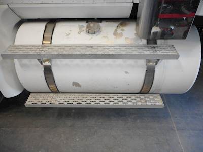 International 9400i Left Fuel Tank