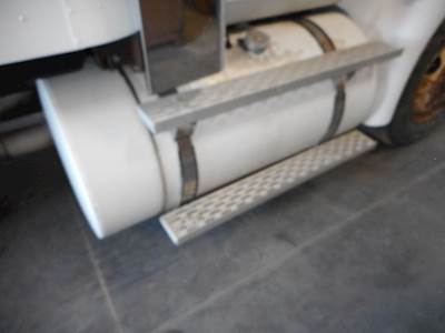 International 9400i Right Fuel Tank