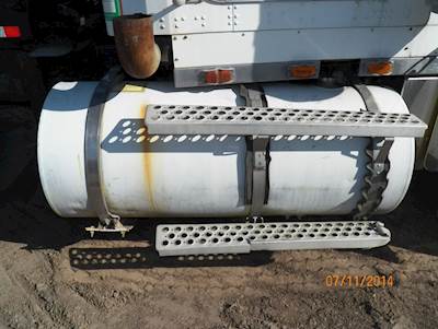 Kenworth W900 Right Fuel Tank