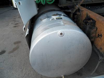 Volvo VNL610 Left Fuel Tank