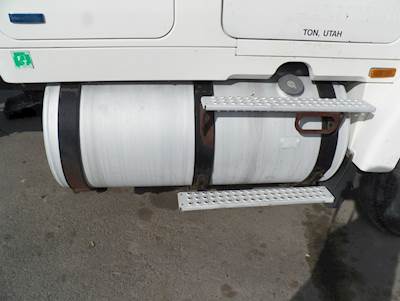 Volvo WIA Right Fuel Tank