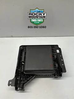 Freightliner Cascadia Fuse Box