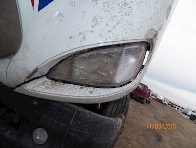 Freightliner Columbia 120 Headlight Assembly for a 2003 Freightliner CL120 Columbia