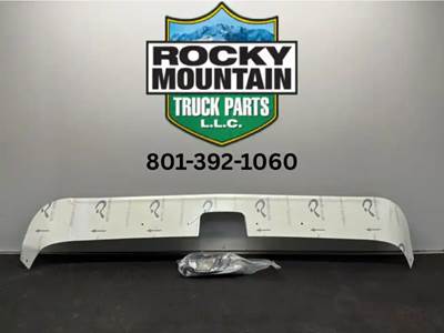 Freightliner 114SD Hood Part