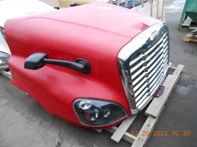 Freightliner Cascadia Hood