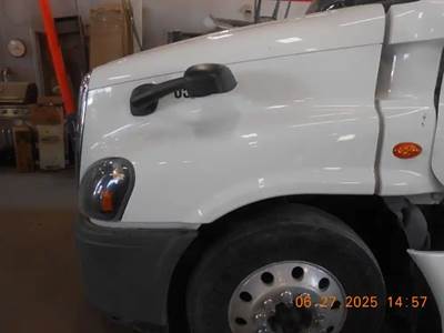 Freightliner Cascadia Hood