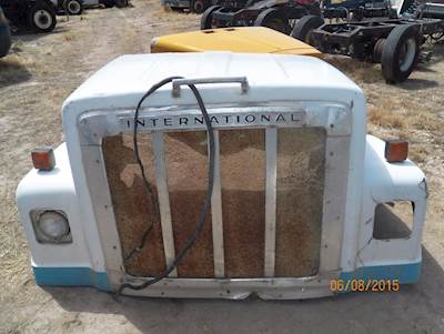 International TranStar 4300 Hood for a International 4300 TRANSTAR