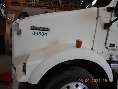 Kenworth T800B Hood