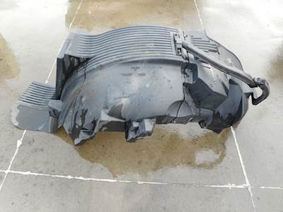 Volvo VNL Inner Fender