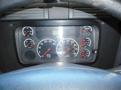 Freightliner Cascadia Instrument Panel Cluster