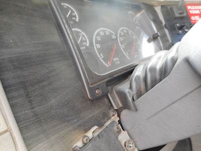 Freightliner Columbia 120 Instrument Panel Cluster for a 2004 Freightliner CL120