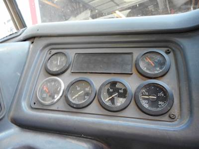 Freightliner Condor Instrument Panel Cluster