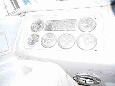 Freightliner Condor Instrument Panel Cluster