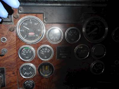 Peterbilt 378 Instrument Panel Cluster