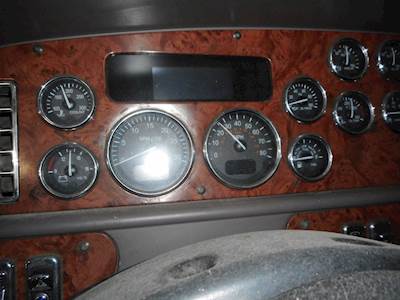 Peterbilt 387 Instrument Panel Cluster