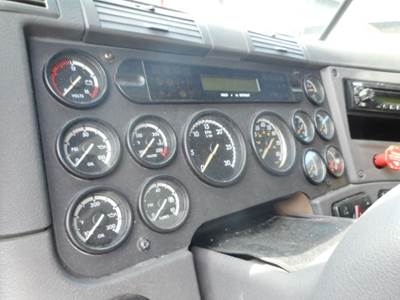 Freightliner Cascadia Instrument Panel Cluster