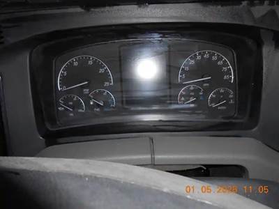 Freightliner Cascadia Instrument Panel Cluster
