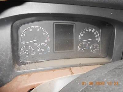 Freightliner Cascadia Instrument Panel Cluster