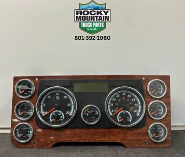Freightliner Cascadia Instrument Panel Cluster