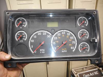 Freightliner Columbia Instrument Panel Cluster