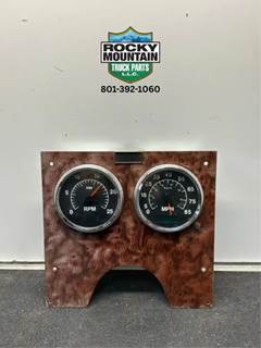 International Paystar 5500 Instrument Panel Cluster