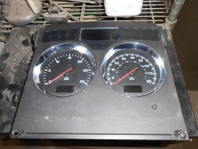Kenworth T660 Instrument Panel Cluster