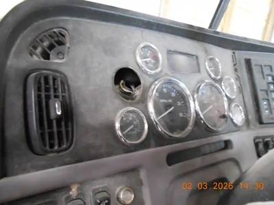 Peterbilt 367 Instrument Panel Cluster