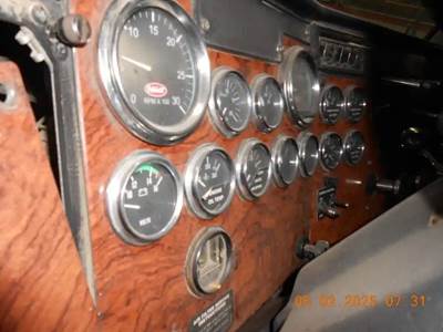 Peterbilt 379 Instrument Panel Cluster