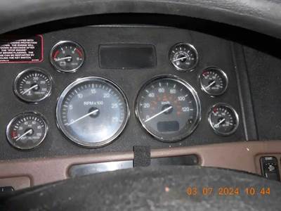 Peterbilt 386 Instrument Panel Cluster