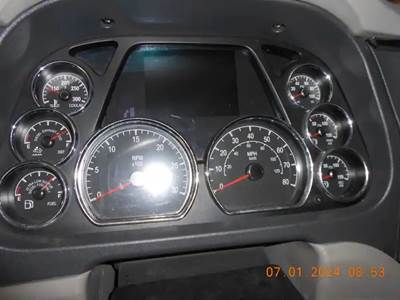 Peterbilt 579 Instrument Panel Cluster