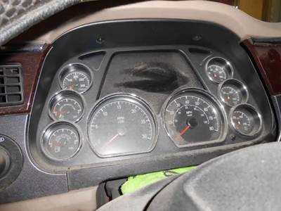 Peterbilt 589 Instrument Panel Cluster for a 2018 Peterbilt 579
