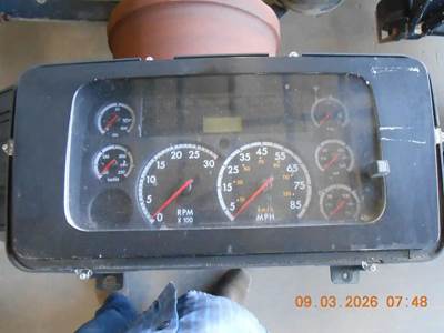 Sterling LT9500 Instrument Panel Cluster