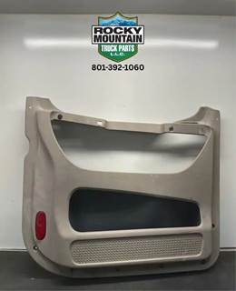 2007-2017 Freightliner Cascadia Left Door Trim Panel, Part # 16915385, 16915375