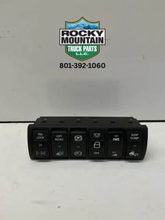 2018 International LT625 Right Rocker Switch Housing Dash Panel, Part # 4057689C1, 28589511
