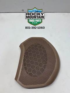Used 2020 Kenworth T680 Right Speaker Cover/Grill, Part # S45-1032-652R / S45-1032-000R