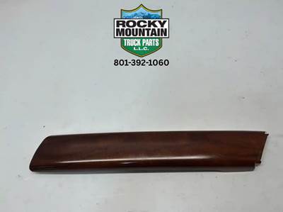 Used 2020 Kenworth T680 Right Door Handle Trim Panel, Part # S60-1617-022000R, S60-1507