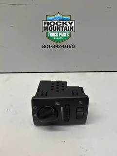 Mack Pinnacle CXU613 Interior Part for a 2016 Mack CXU613