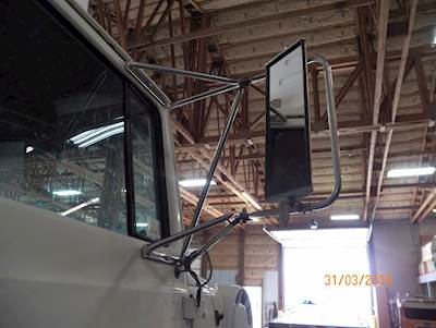 Ford L9000 Mirror
